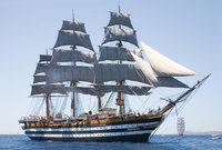 italian-tall-ship-amerigo-vespucci-max-mudie.jpg