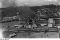 Bundesarchiv_Bild_134-B0025,_Stenia,_Bosporus,_Kreuzer_Goeben_im_Hafen.jpg
