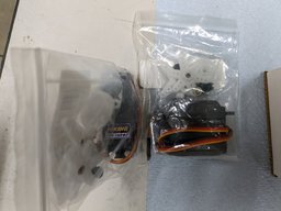 2xservos.jpg